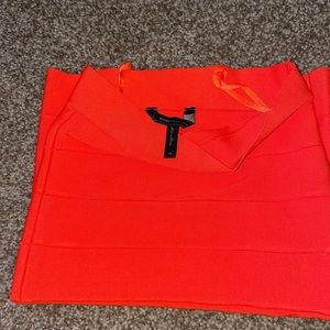 BCBG Bandage skirt size xs